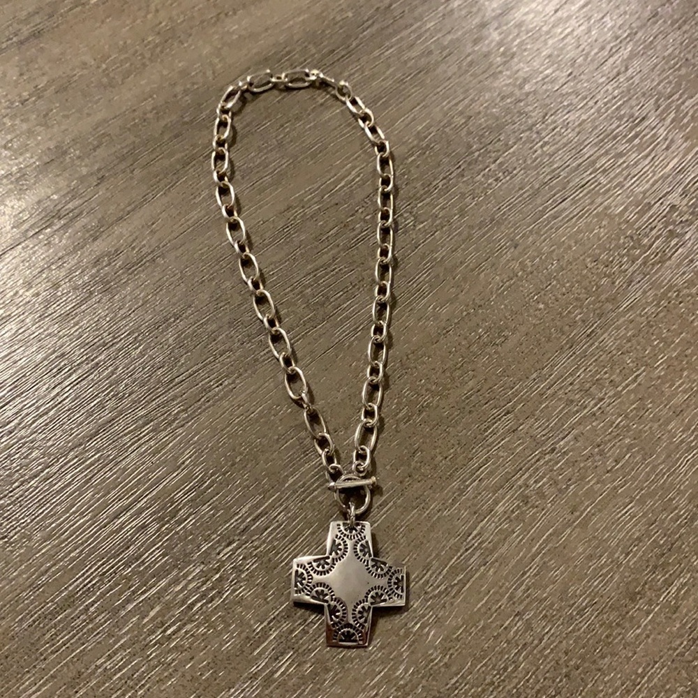 Silpada toggle Cross ✝️ necklace